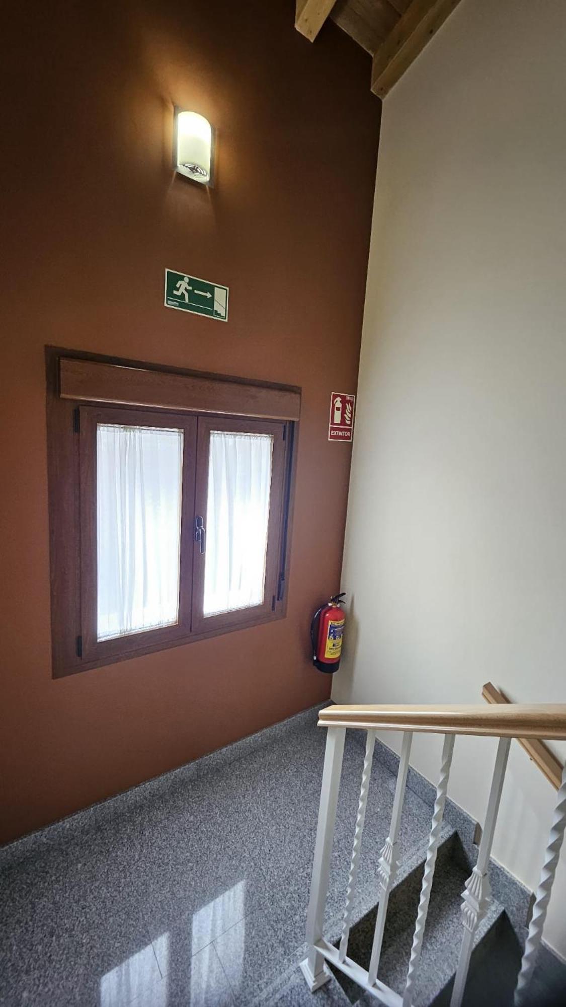 Casa Rural La Nava Navaluenga Eksteriør bilde
